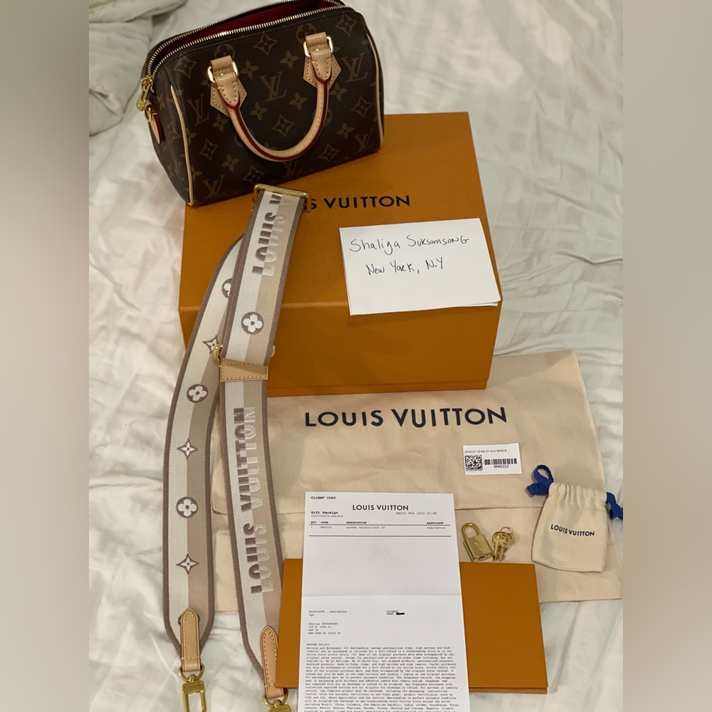 ***Brand new Louis Vuitton Speedy Bandoulière 20